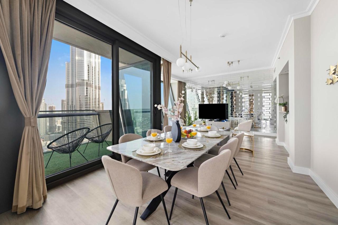 First Class 3Br With Full Burj Khalifa And Fountain View Dubai Exterior foto